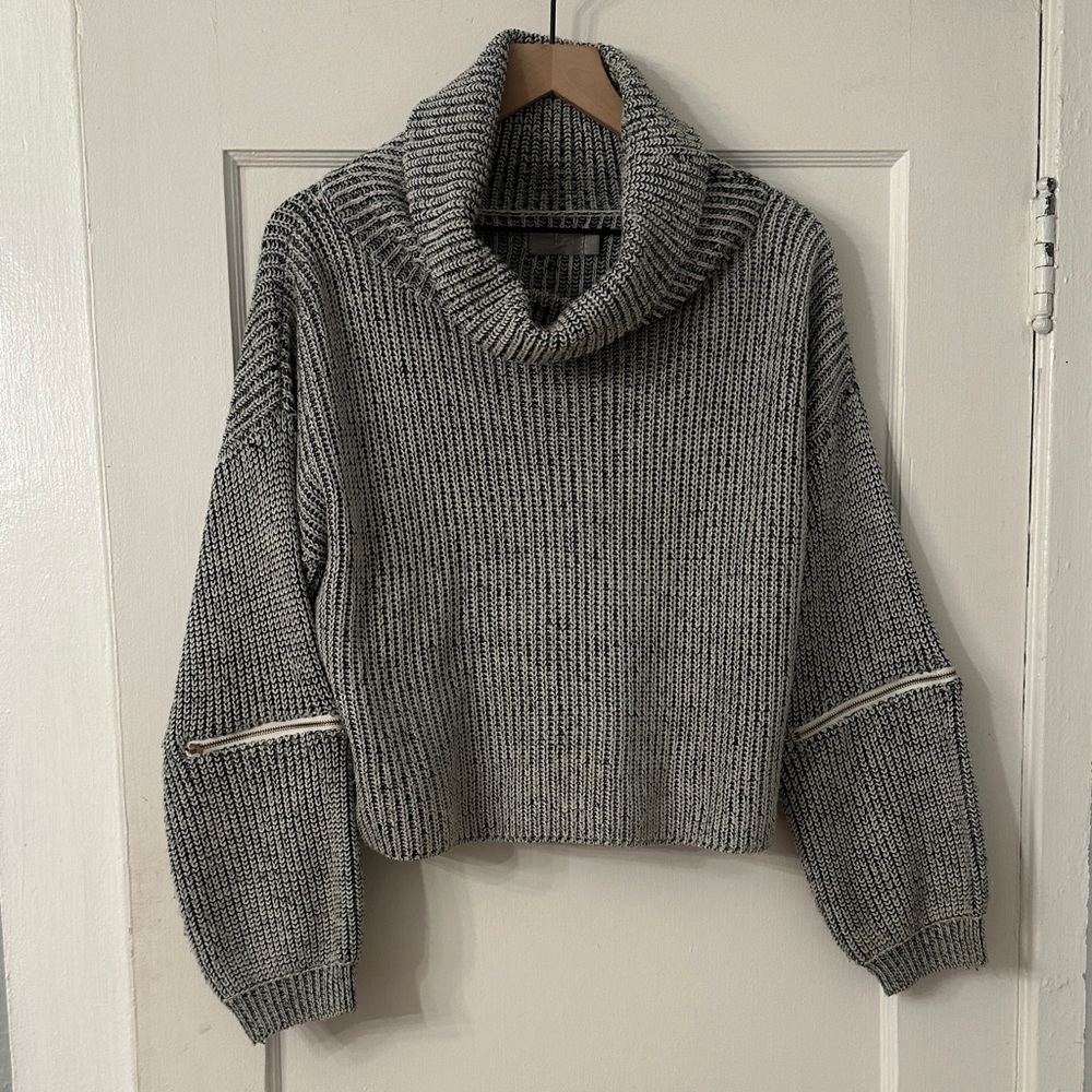 LF Rumors Grey Cropped Cowl Neck Zip Elbow Sweater S